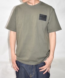 レザーパッチ Tシャツ