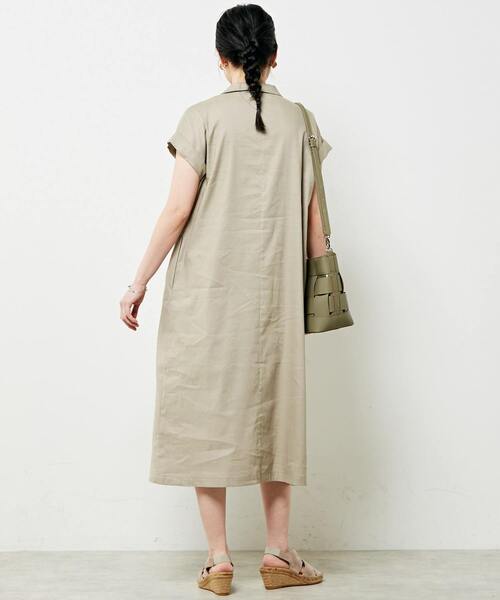 MELROSE claire（メルローズ クレール）の「【上品な印象のレーヨンリネン素材の大人女性ワンピース】（シャツワンピース・レディース・チャコールグレー/ベージュ/ネイビー・FREE）」の6枚目の写真