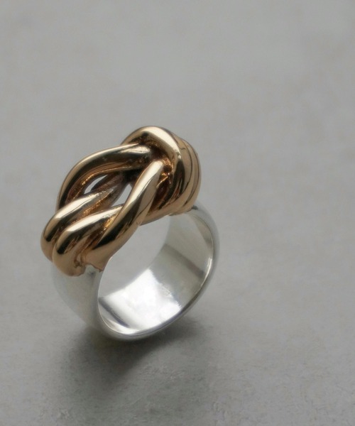 Lynn.（リン）の「W knot ring（リング・レディース・シルバー×ゴールド・FREE）」の7枚目の写真