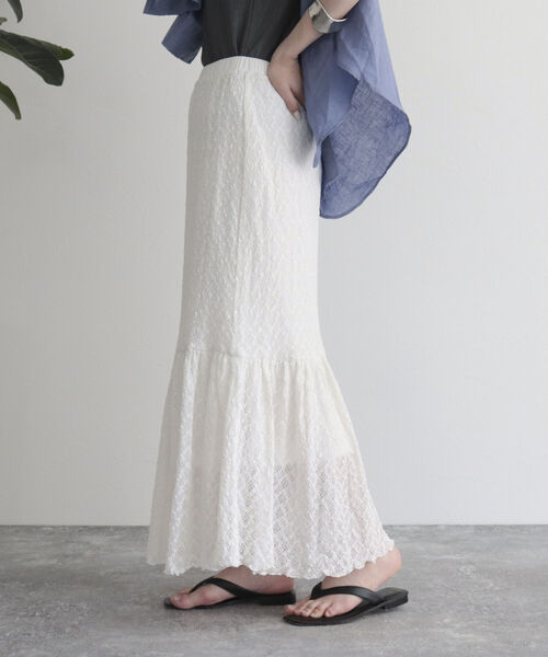 fredy emue（フレディエミュ）の「カットレースロングスカート（スカート・レディース・ブラック/オフホワイト・38/36）」の3枚目の写真