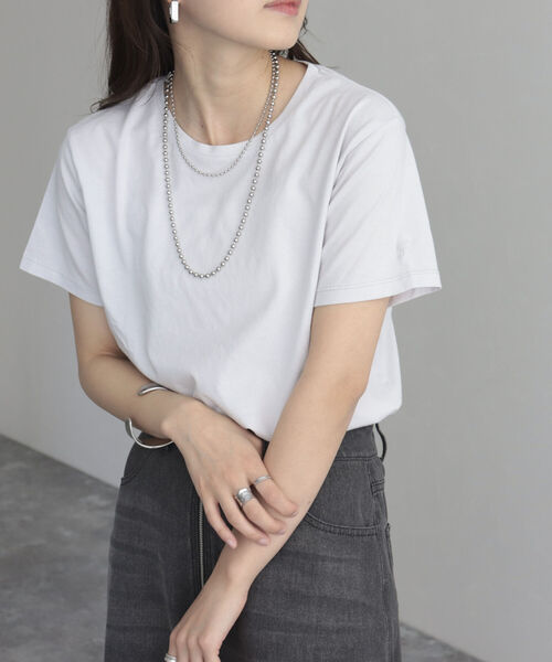 fredy emue（フレディエミュ）の「ピグメントBASICコットンT（Tシャツ/カットソー・レディース・オレンジ/チャコールグレー/ライトグレー/ライトグリーン・38）」の3枚目の写真