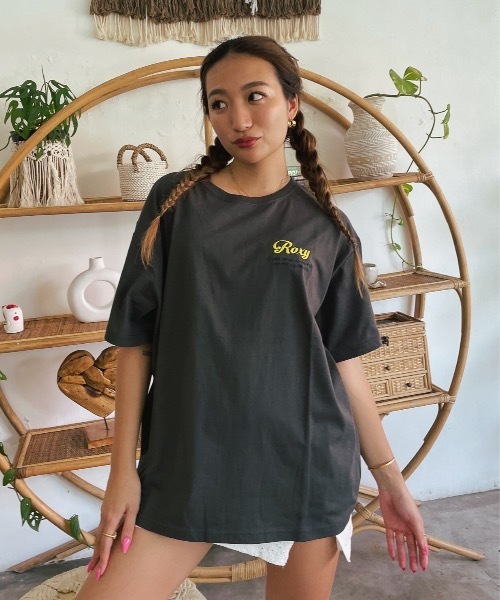 ROXY（ロキシー）の「【ZOZO限定アイテム】ROXY VIBES TEE/ロキシーバックプリント半袖Tシャツ（Tシャツ/カットソー・レディース・ピンク/ホワイト/ブラック・FREE）」の2枚目の写真