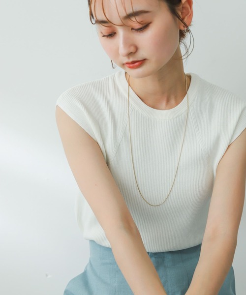 SENSE OF PLACE by URBAN RESEARCH（センスオブプレイスバイアーバンリサーチ）の「クルーネックフレンチスリーブセーター（ニット/セーター・レディース・ベージュ/ブラック/ネイビー/ライトブルー/オフホワイト・ONE）」の2枚目の写真