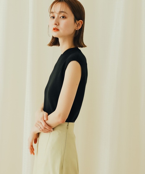 SENSE OF PLACE by URBAN RESEARCH（センスオブプレイスバイアーバンリサーチ）の「クルーネックフレンチスリーブセーター（ニット/セーター・レディース・ベージュ/ブラック/ネイビー/ライトブルー/オフホワイト・ONE）」の6枚目の写真