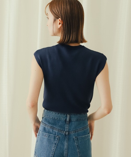 SENSE OF PLACE by URBAN RESEARCH（センスオブプレイスバイアーバンリサーチ）の「クルーネックフレンチスリーブセーター（ニット/セーター・レディース・ベージュ/ブラック/ネイビー/ライトブルー/オフホワイト・ONE）」の15枚目の写真