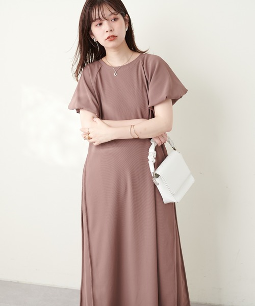 natural couture（ナチュラルクチュール）の「osono楽ちん2WAYリップルワンピース（ワンピース・レディース・オフホワイト/ブルー/ブラウン/ブラック・MEDIUM/LARGE）」の21枚目の写真