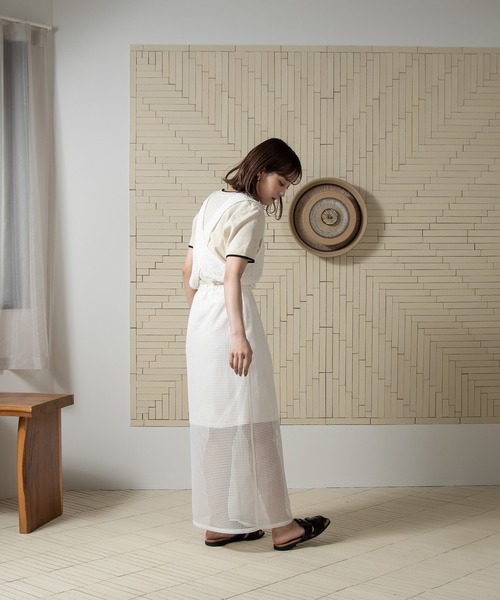 Amiur（エミレ）の「cross sheer knit tops / クロスシアーニットトップス（ニット/セーター・レディース・ホワイト/ブルー/グレー・FREE）」の6枚目の写真