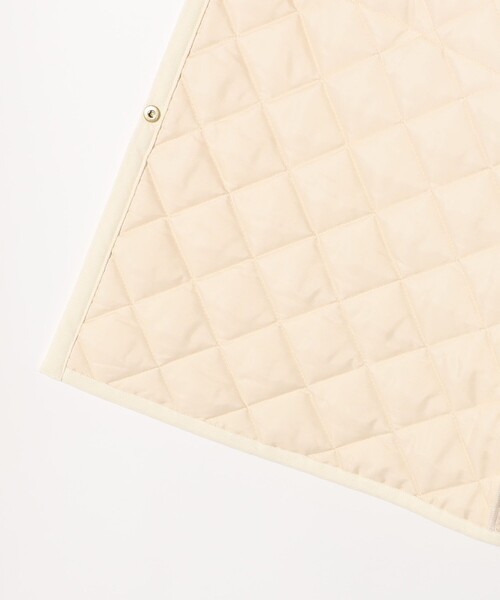 Traditional Weatherwear(トラディショナルウェザーウェア)の「【SHIPS any別注】Traditional Weatherwear: キルティング ロング コート 23AW(ノーカラーコート・レディース・ブラック/オフホワイト・34/36)」の6枚目の写真