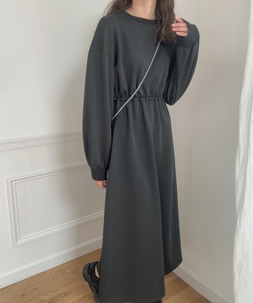 LAUIR（ラウアー）の「ドロストロングワンピース（ワンピース・レディース・ベージュ/ブラック/モカ・LARGE/MEDIUM）」の3枚目の写真