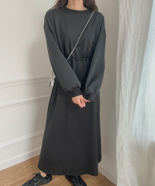 LAUIR（ラウアー）の「ドロストロングワンピース（ワンピース・レディース・ベージュ/ブラック/モカ・LARGE/MEDIUM）」の6枚目の写真