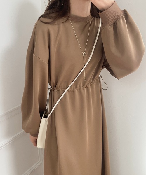 LAUIR（ラウアー）の「ドロストロングワンピース（ワンピース・レディース・ベージュ/ブラック/モカ・LARGE/MEDIUM）」の10枚目の写真
