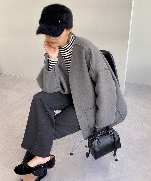 one after another NICE CLAUP（ワンアフターアナザーナイスクラップ）の「【WEB限定商品】ボアリバーシブルトッパーコート（ノーカラーコート・レディース・モカ/グレー/ライトベージュ・MEDIUM）」の15枚目の写真