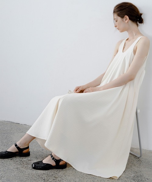 tageechita（タジチタ）の「【tageechita】ミニマルな美しさを纏う