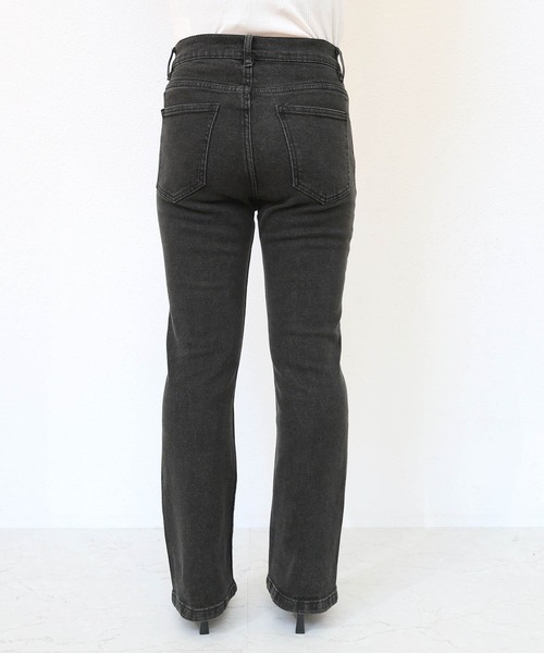 evernavy(エバーネイビー)の「ストレッチ美脚フレアデニムパンツ(デニムパンツ・レディース・ブラック・S/M/L)」の14枚目の写真