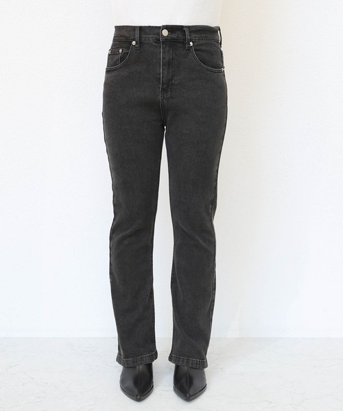 evernavy(エバーネイビー)の「ストレッチ美脚フレアデニムパンツ(デニムパンツ・レディース・ブラック・S/M/L)」の12枚目の写真
