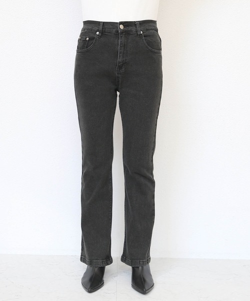 evernavy(エバーネイビー)の「ストレッチ美脚フレアデニムパンツ(デニムパンツ・レディース・ブラック・S/M/L)」の18枚目の写真