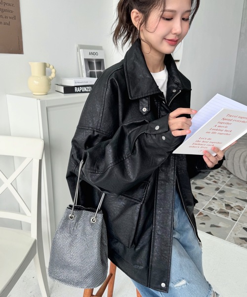 moment+（モーメントプラス）の「シャイニーストーン2way巾着バッグ