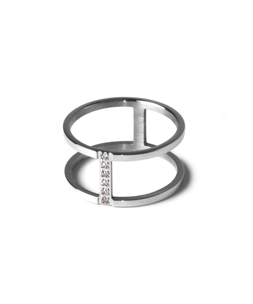 LHME（エルエイチエムイー）の「【WEB限定】”Enhance”ビジューラインリング/ジルコニア/サージカルステンレス（金属アレルギー対応）【LHME / エルエイチエムイー】（リング・レディース・シルバー/ゴールド・9号/11号/13号/15号）」の3枚目の写真