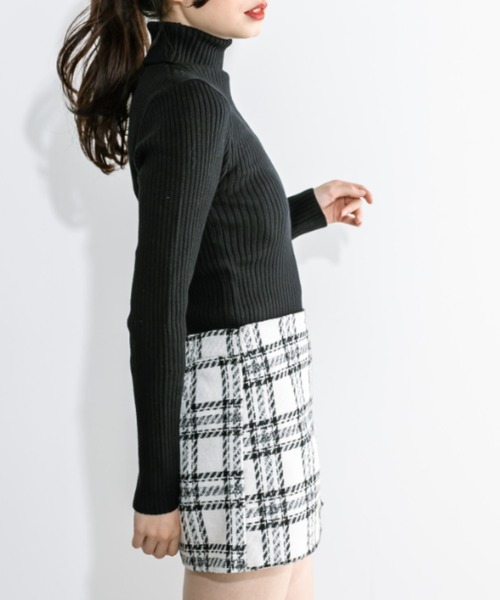 OLIVE des OLIVE（オリーブデオリーブ）の「ベーシックリブタートル　1032050470（ニット/セーター・レディース・チャコールグレー/ブラック/オフホワイト/ブラック系その他・FREE）」の15枚目の写真