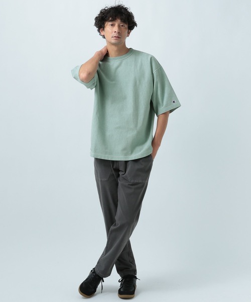 Champion（チャンピオン）の「【Champion(チャンピオン）】別注pigmentdye半袖Tシャツ（Tシャツ/カットソー・メンズ・チャコール/オフホワイト/ブルー系・MEDIUM/LARGE）」の6枚目の写真