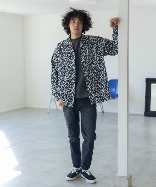 Champion（チャンピオン）の「【Champion(チャンピオン）】別注pigmentdye半袖Tシャツ（Tシャツ/カットソー・メンズ・チャコール/オフホワイト/ブルー系・MEDIUM/LARGE）」の4枚目の写真