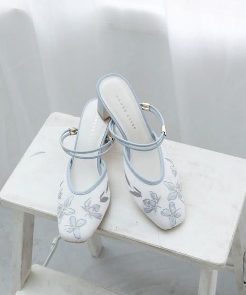 JELLY BEANS(ジェリービーンズ)の「シアーフラワー刺繍ミュール(204-32951)JELLY BEANS(ジェリービーンズ)(サンダル・レディース・ピンク/アイボリー/ブルー・L/M/S)」の17枚目の写真