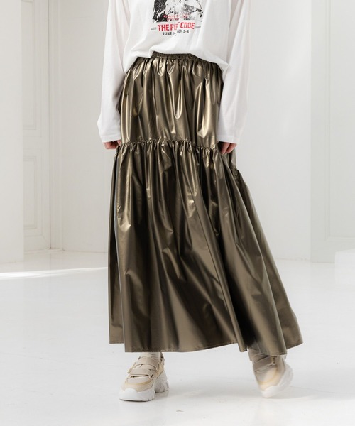 LAKOLE(ラコレ)の「アソートティアードスカート / 108150(スカート・レディース・ブラック/シルバー/オフホワイト/ブロンズ・SMALL/MEDIUM)」の4枚目の写真