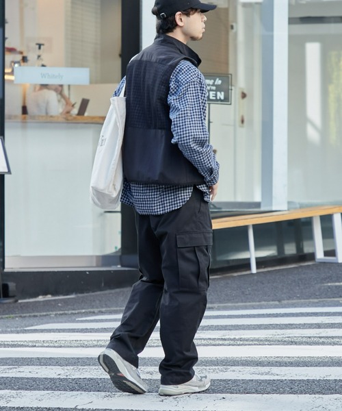 Franklin Climbing（フランクリンクライミング）の「【ESSENTIAL】アウトポケットナイロンベスト《撥水・通気性》（ベスト・メンズ・ホワイト系その他/ブラック・MEDIUM/LARGE/X-LARGE）」の16枚目の写真