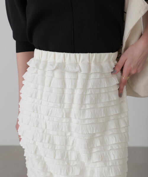 FREE'S MART(フリーズマート)の「カットフリルティアードナロースカート(スカート・レディース・ブラック/ホワイト・MEDIUM/SMALL)」の15枚目の写真