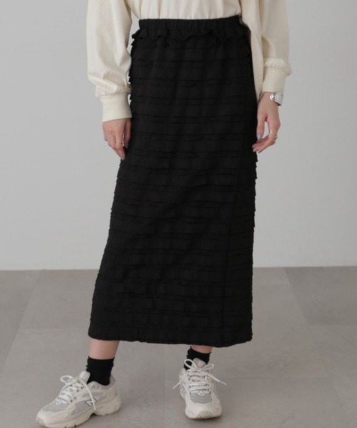 FREE'S MART(フリーズマート)の「カットフリルティアードナロースカート(スカート・レディース・ブラック/ホワイト・MEDIUM/SMALL)」の2枚目の写真