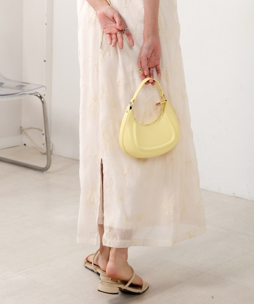 Bab（バブ）の「ラウンドショルダーバッグ（ショルダーバッグ・レディース・イエロー/オフホワイト/ブラック・ONESIZE）」の10枚目の写真