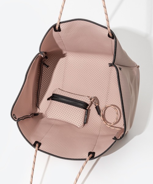 STATE OF ESCAPE（ステートオブエスケープ）の「State of Escape ESCAPE CARRYALL BAG ステイトオブエスケープ エスケープ キャリーオール トートバッグ（トートバッグ・レディース・ピンクベージュ/ライトグレー/ライトピンク/ベージュ/ダークベージュ・FREE）」の8枚目の写真