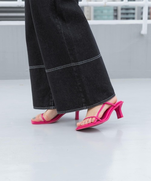 SENSE OF PLACE by URBAN RESEARCH（センスオブプレイスバイアーバンリサーチ）の「ワイドスクエアストラップサンダル（サンダル・レディース・ホワイト/ピンク/ブラック/ライトブルー・SMALL/MEDIUM/LARGE）」の9枚目の写真