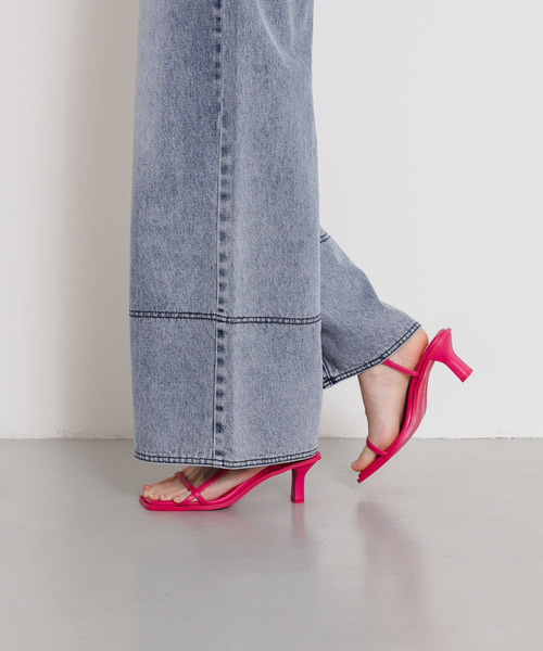 SENSE OF PLACE by URBAN RESEARCH（センスオブプレイスバイアーバンリサーチ）の「ワイドスクエアストラップサンダル（サンダル・レディース・ホワイト/ピンク/ブラック/ライトブルー・SMALL/MEDIUM/LARGE）」の16枚目の写真