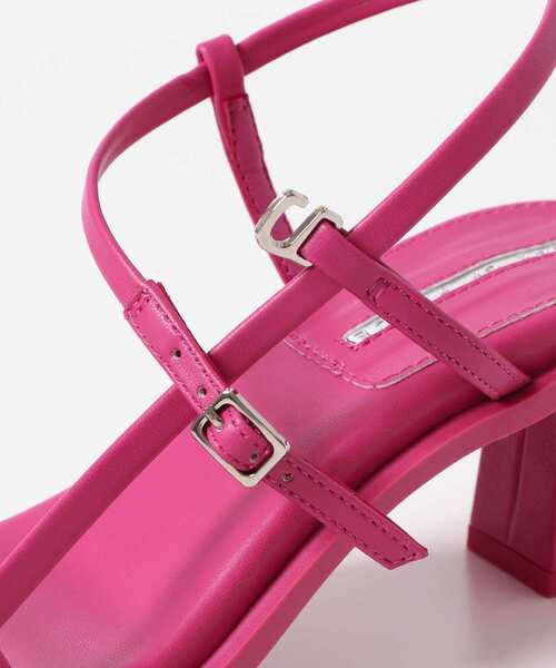 SENSE OF PLACE by URBAN RESEARCH（センスオブプレイスバイアーバンリサーチ）の「ワイドスクエアストラップサンダル（サンダル・レディース・ホワイト/ピンク/ブラック/ライトブルー・SMALL/MEDIUM/LARGE）」の5枚目の写真