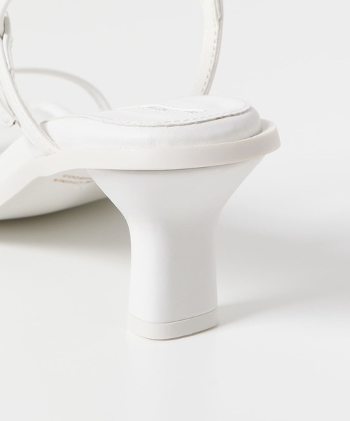 SENSE OF PLACE by URBAN RESEARCH（センスオブプレイスバイアーバンリサーチ）の「ワイドスクエアストラップサンダル（サンダル・レディース・ホワイト/ピンク/ブラック/ライトブルー・SMALL/MEDIUM/LARGE）」の6枚目の写真