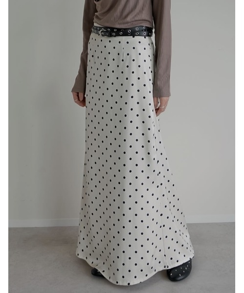 出品8/11まで　Rene 新品　タグ付き　今期　スカート　2025 未使用 2410039362020_1_b.jpg