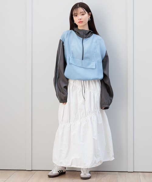 RAGEBLUE（レイジブルー）の「ナイロンシャーリングスカート（スカート・レディース・ダークグレー/ホワイト/オリーブ・FREE）」の4枚目の写真