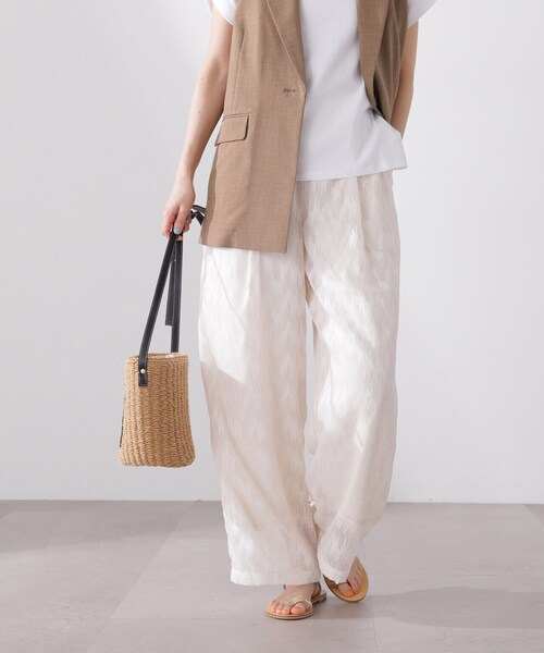 N.(N. Natural Beauty Basic)(エヌエヌナチュラルビューティーベーシック)の「◆シアージャガードイージーパンツ(スラックス・レディース・ブラック/オフホワイト・MEDIUM)」の13枚目の写真