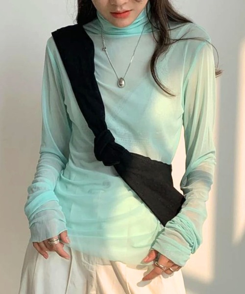 almo(アルモ)の「ハイネックレイヤードトップス(se)(Tシャツ/カットソー・レディース・サックスブルー/ブラック/イエロー/ピンク/グリーン/ホワイト/オレンジ・FREE)」の4枚目の写真