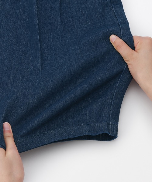 無印良品(ムジルシリョウヒン)の「婦人 ストレッチデニムタックハーフパンツ(デニムパンツ・レディース・ネイビー系・XL/M/S)」の4枚目の写真