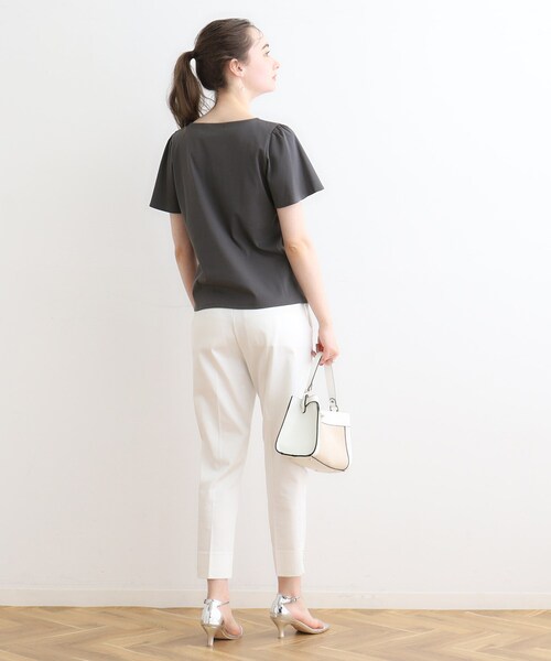 couture brooch（クチュールブローチ）の「◆【マシンウォッシャブル】フラワーパフュームフレア袖Tシャツ（Tシャツ/カットソー・レディース・ピンク/チャコールグレー/オフホワイト/サックスブルー・36/38/40/42）」の17枚目の写真