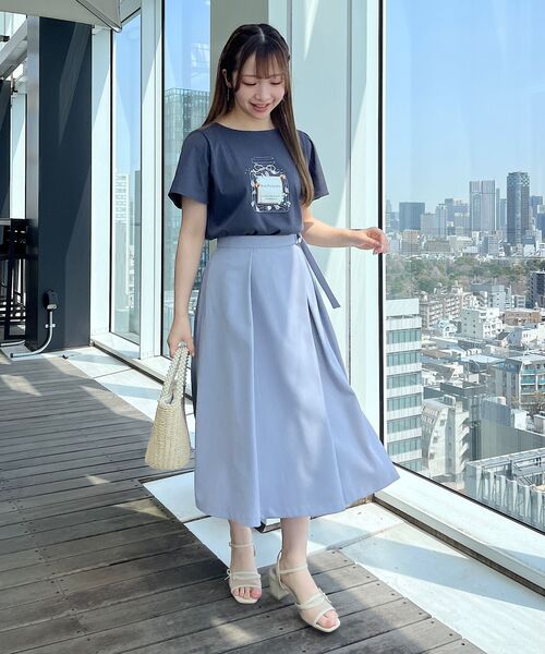 couture brooch（クチュールブローチ）の「◆【マシンウォッシャブル】フラワーパフュームフレア袖Tシャツ（Tシャツ/カットソー・レディース・ピンク/チャコールグレー/オフホワイト/サックスブルー・36/38/40/42）」の22枚目の写真