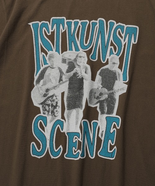 ISTKUNST(イストクンスト)の「A'GEM/9 × .kom 『ISTKUNST/イストクンスト』 SCENE BAND TEE/シーン バンド Tシャツ(Tシャツ/カットソー・メンズ・チャコールグレー/ブラウン・M/L)」の15枚目の写真