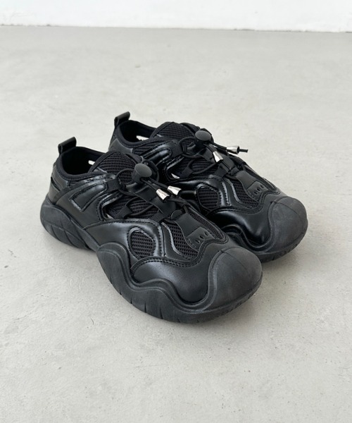 CLEA（クレア）の「ドロストボリュームソール厚底スニーカーサンダル/スポーツサンダル（サンダル・レディース・ブラック/グレー/ブラウン・23.5cm/24.5cm）」の16枚目の写真