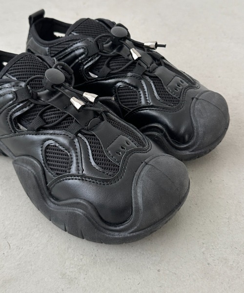 CLEA（クレア）の「ドロストボリュームソール厚底スニーカーサンダル/スポーツサンダル（サンダル・レディース・ブラック/グレー/ブラウン・23.5cm/24.5cm）」の17枚目の写真