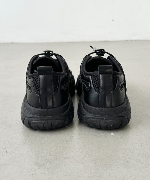CLEA（クレア）の「ドロストボリュームソール厚底スニーカーサンダル/スポーツサンダル（サンダル・レディース・ブラック/グレー/ブラウン・23.5cm/24.5cm）」の22枚目の写真