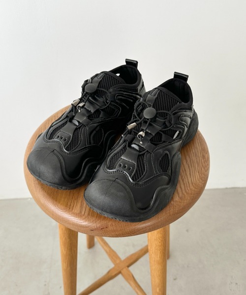 CLEA（クレア）の「ドロストボリュームソール厚底スニーカーサンダル/スポーツサンダル（サンダル・レディース・ブラック/グレー/ブラウン・23.5cm/24.5cm）」の14枚目の写真