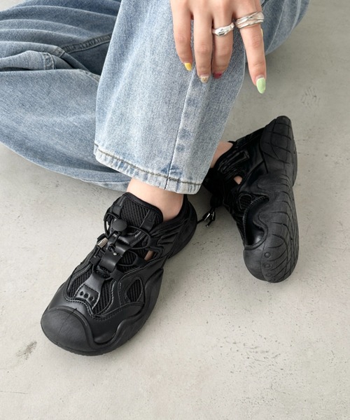 CLEA（クレア）の「ドロストボリュームソール厚底スニーカーサンダル/スポーツサンダル（サンダル・レディース・ブラック/グレー/ブラウン・23.5cm/24.5cm）」の10枚目の写真