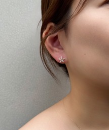 <ラストワン>【K10】アシンメトリーフラワービジューピアス お花モチーフ